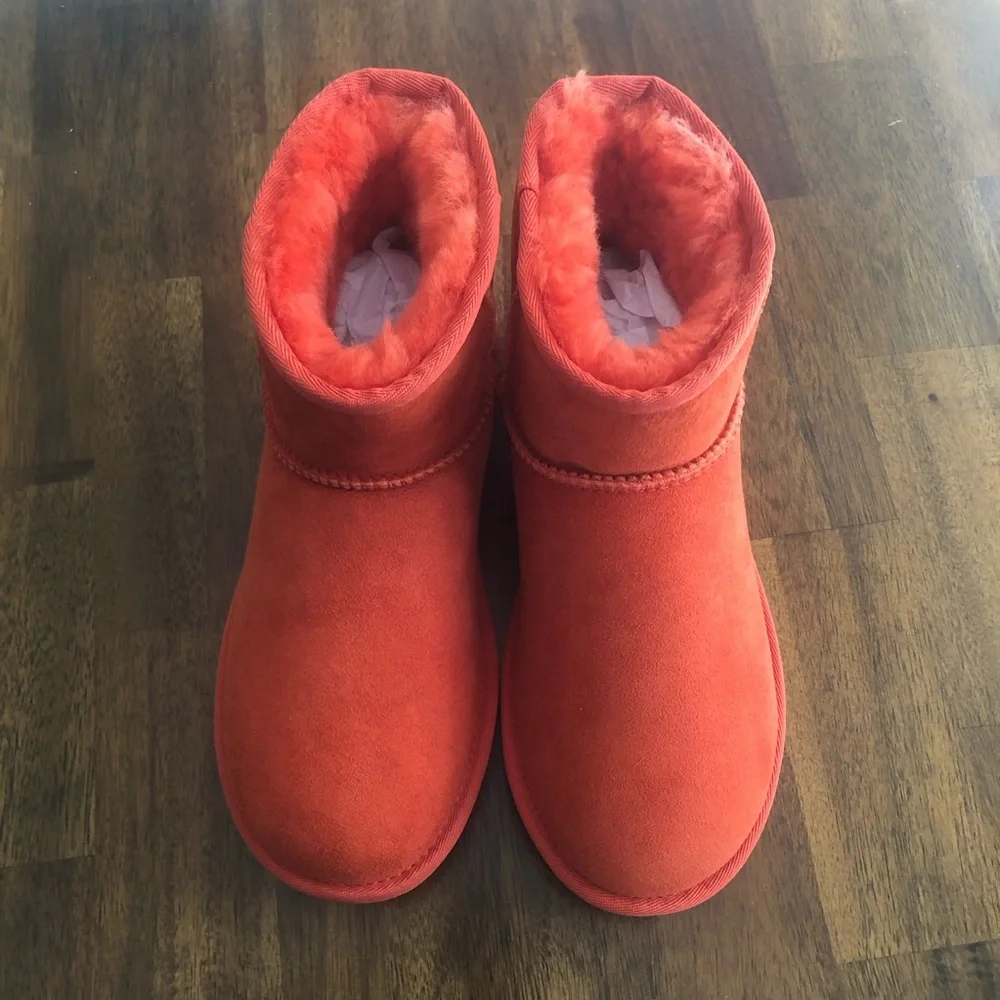 NIB $150 UGG Classic Mini II Genuine Shearling Lined Boot in Lava Flow - size 5! - Picture 4 of 12